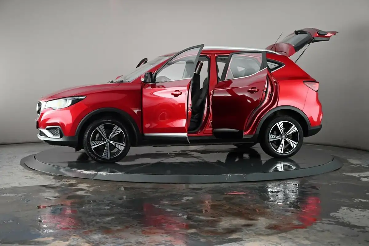 2020-mg-zs-suv-e-exclusive-ev-big-33