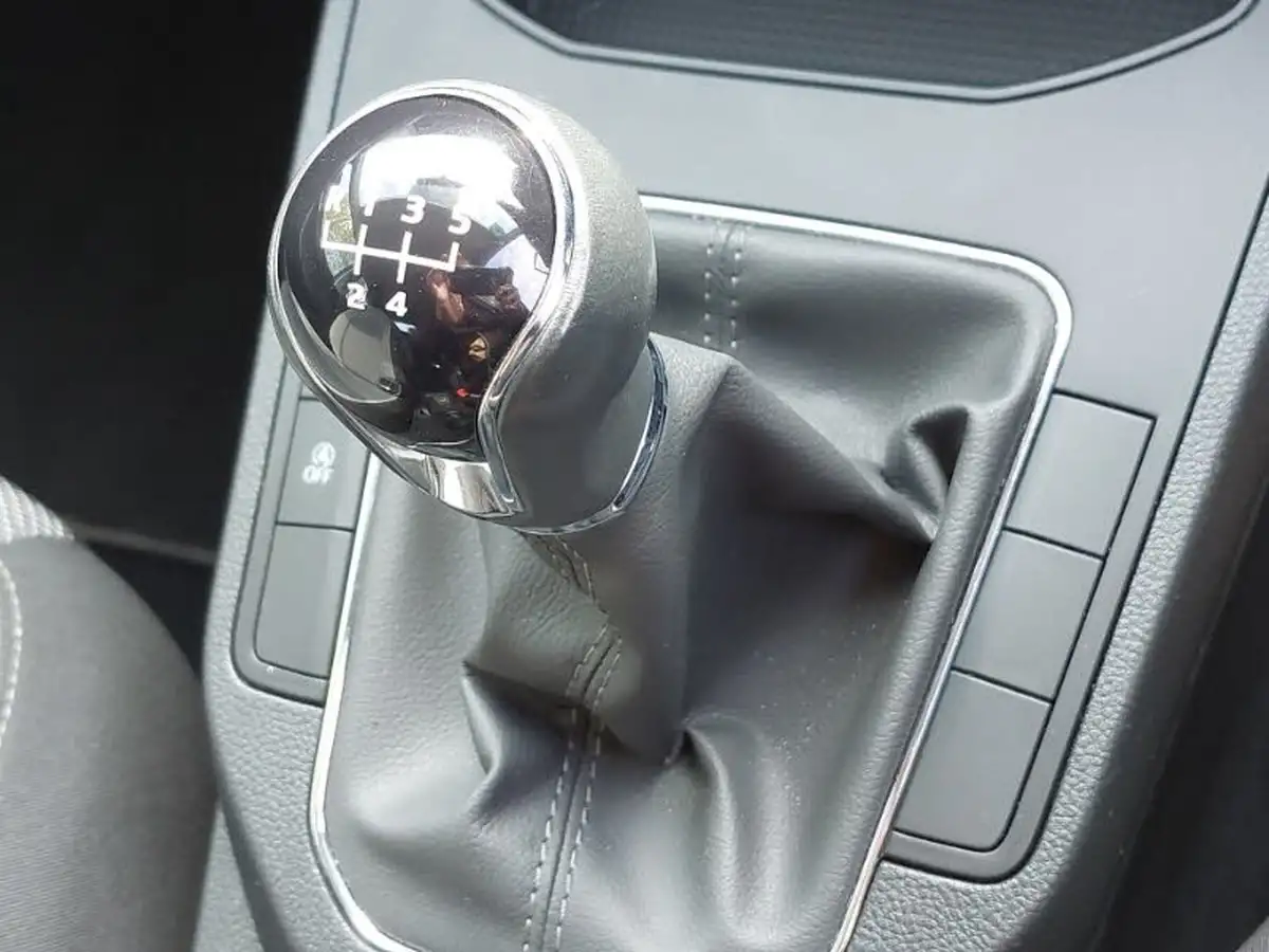 2019-seat-ibiza-10-mpi-se-technology-ss-big-14