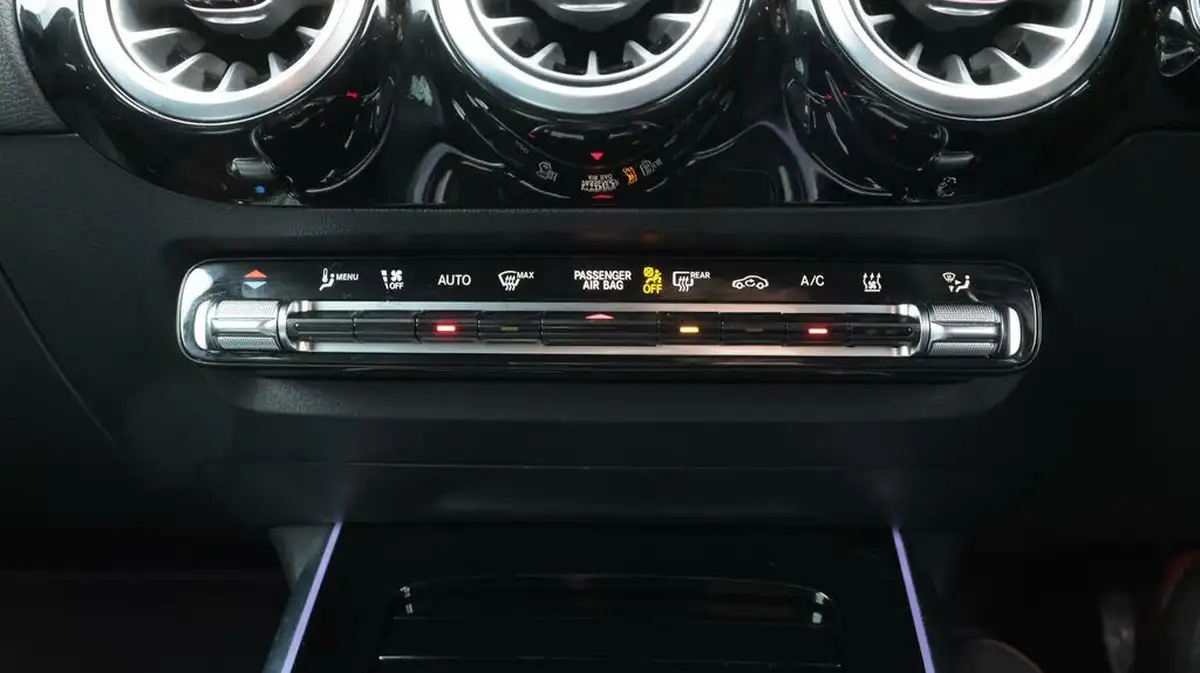 2024-mercedes-benz-eqa-e-eqa-250-sport-executive-big-12