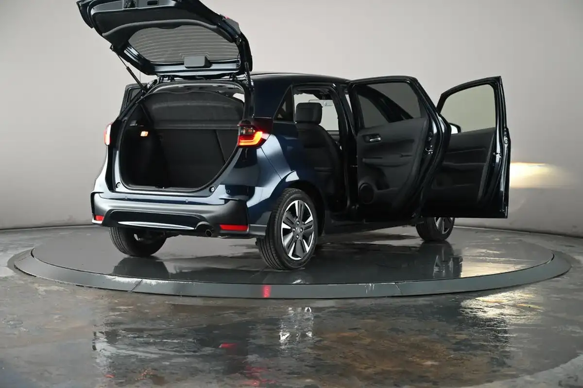 2025-honda-jazz-15-i-mmd-advance-big-59