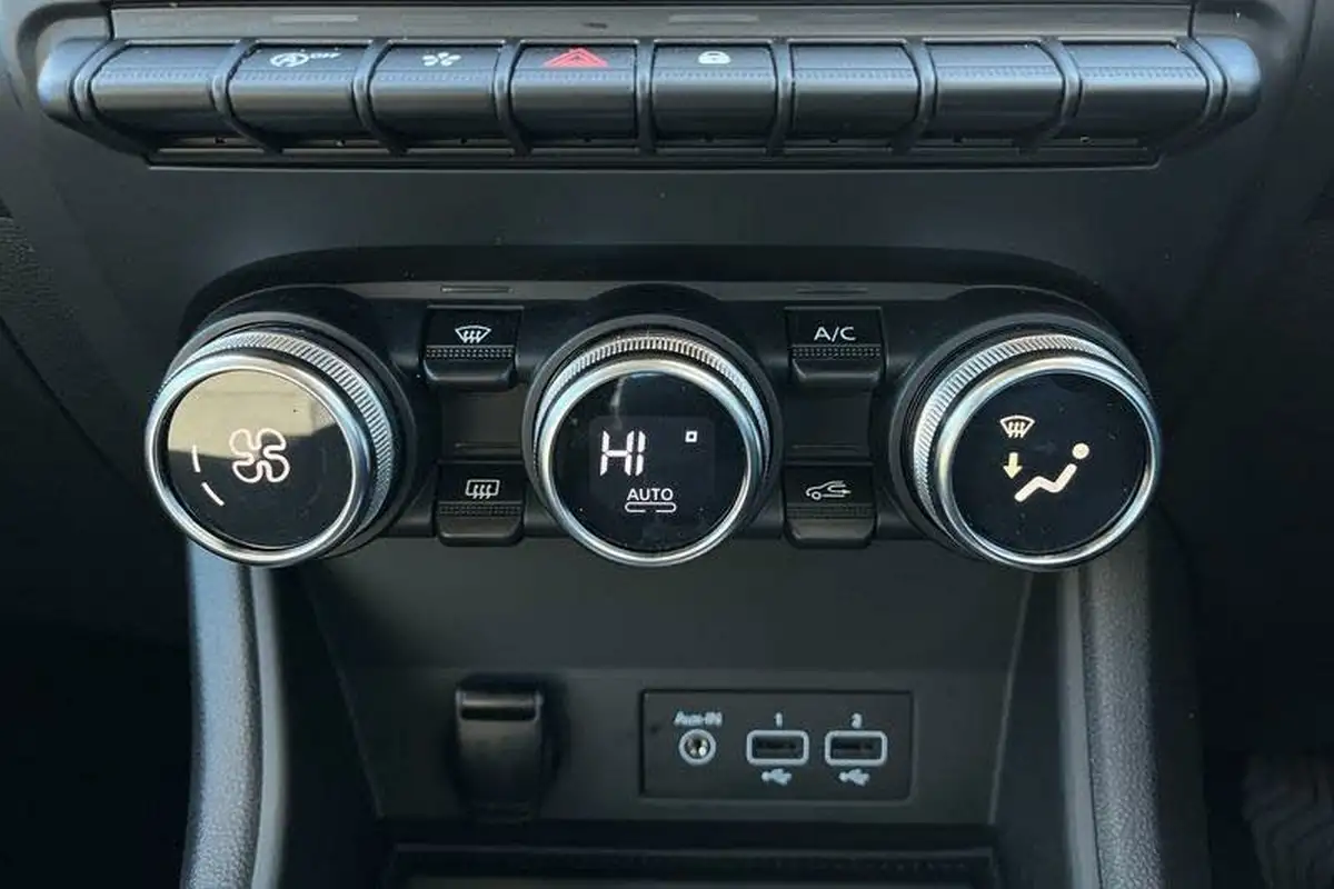 2022-renault-captur-10-tce-techno-big-29
