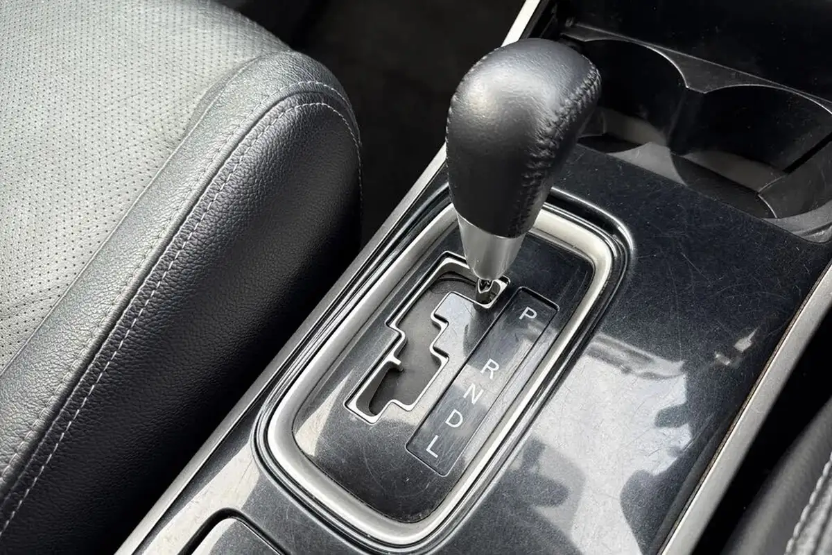 2017-mitsubishi-outlander-22di-d-4-auto-big-48