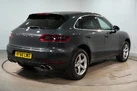 2016-porsche-macan-30td-s-small-7