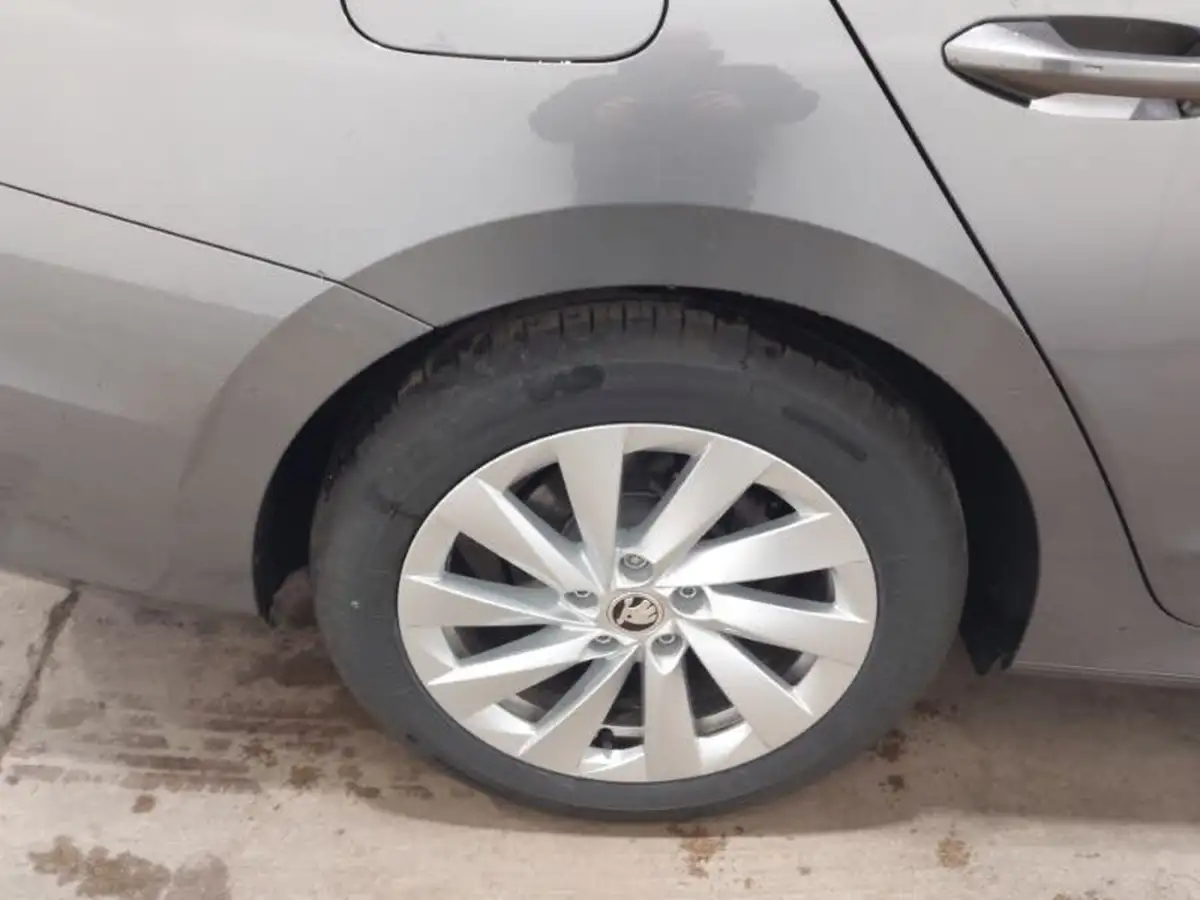 2024-skoda-octavia-20tdi-se-l-150ps-estate-dsg-big-16