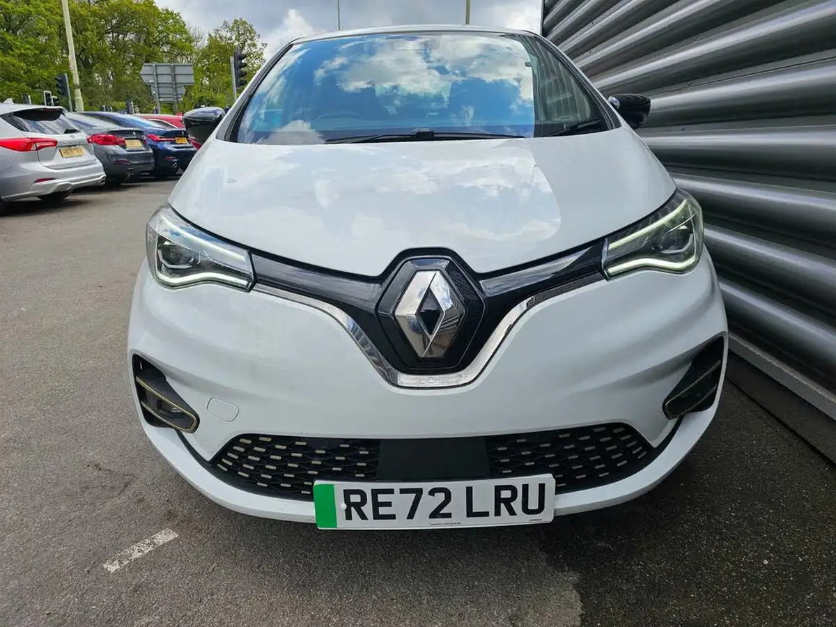 2022-renault-zoe-e-iconic-135ps-r135ze50-boost-charge-big-8