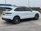 2018-porsche-cayenne-30-v6-e-hybrid-small-7