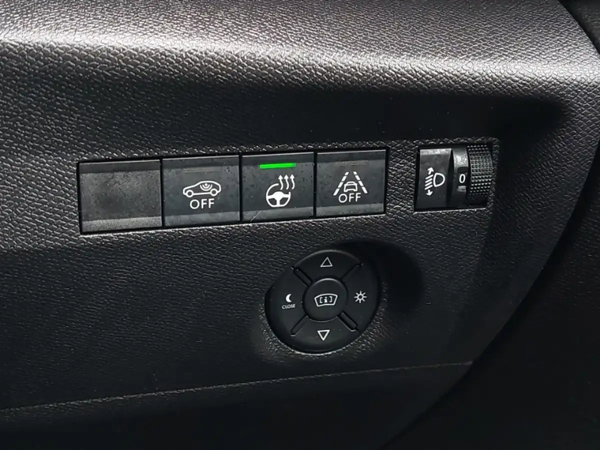 2019-fiat-500-12-lounge-big-15