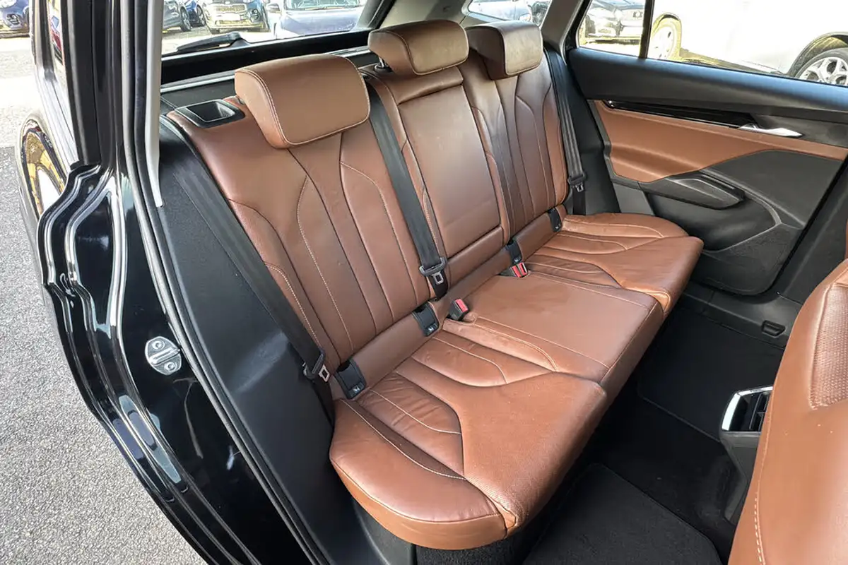 2022-skoda-enyaq-e-60-big-10