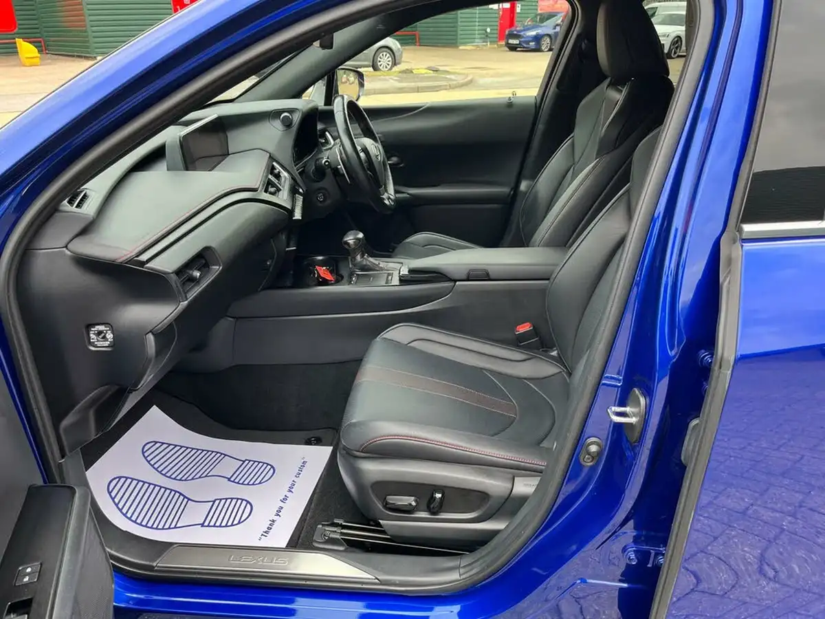 2019-lexus-ux-250h-20-f-sport-premium-plus-pack-big-20