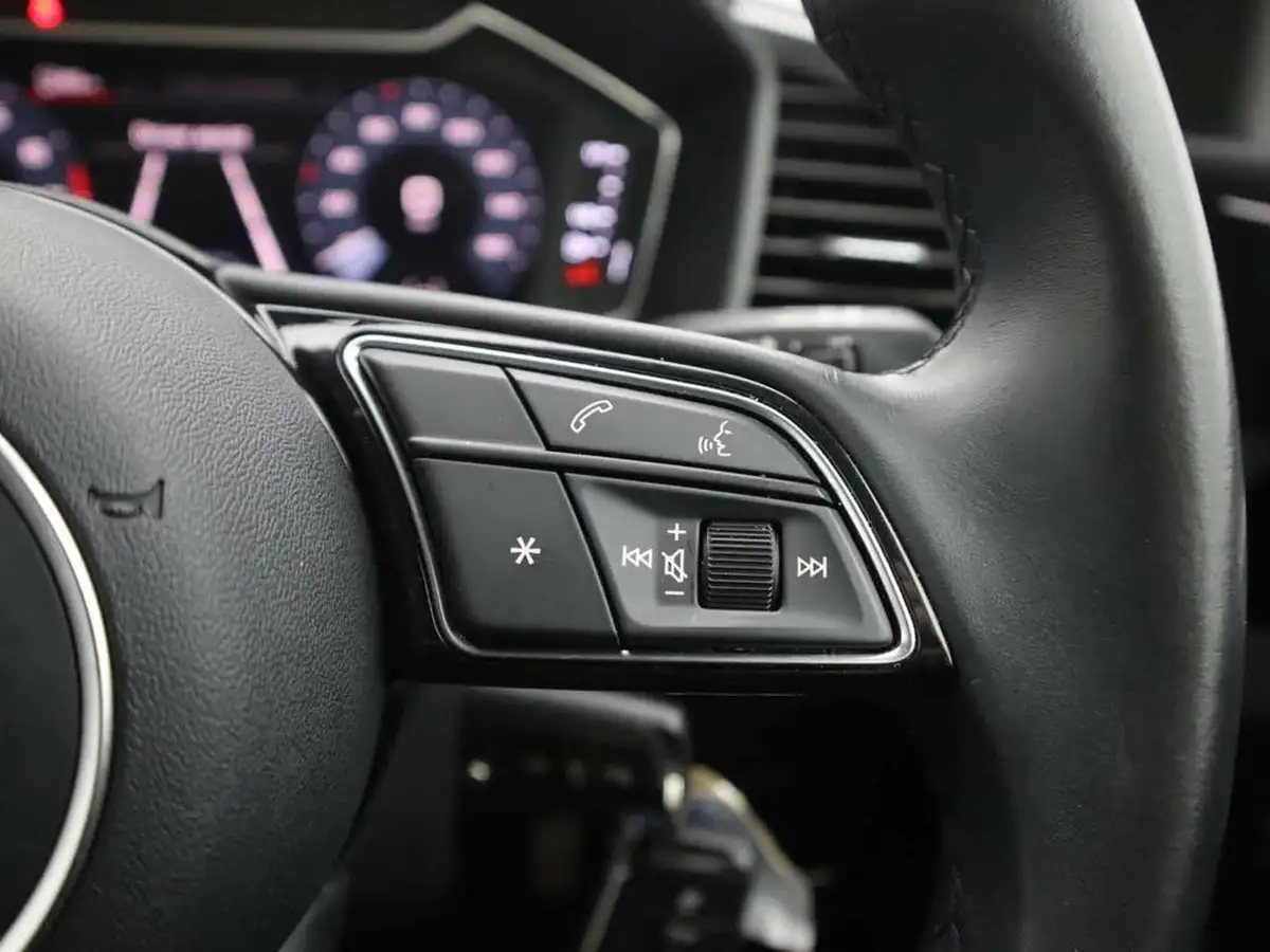 2021-audi-a1-10-30-tfsi-sport-110ps-big-24