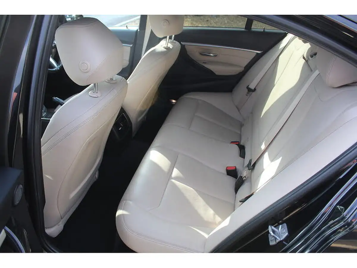 2017-bmw-3-series-20td-320d-m-sport-saloon-4d-auto-big-11