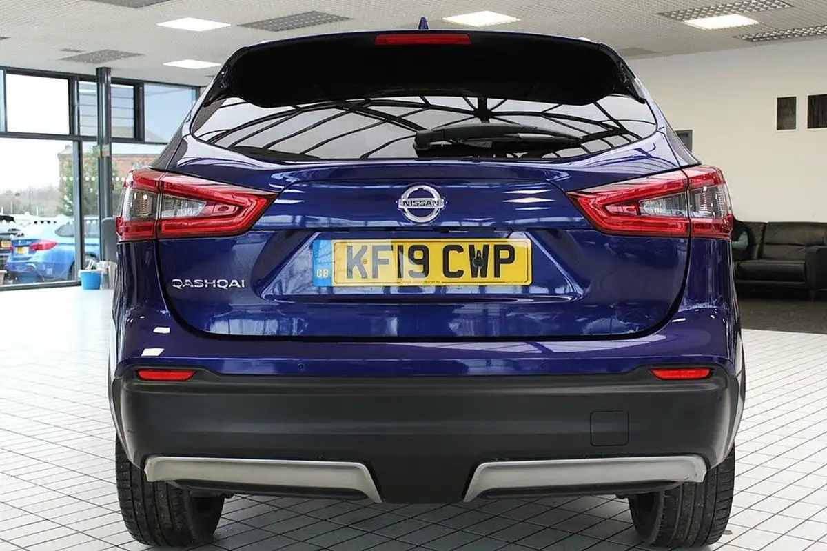 2019-nissan-qashqai-13-dig-t-tekna-160ps-dct-big-10