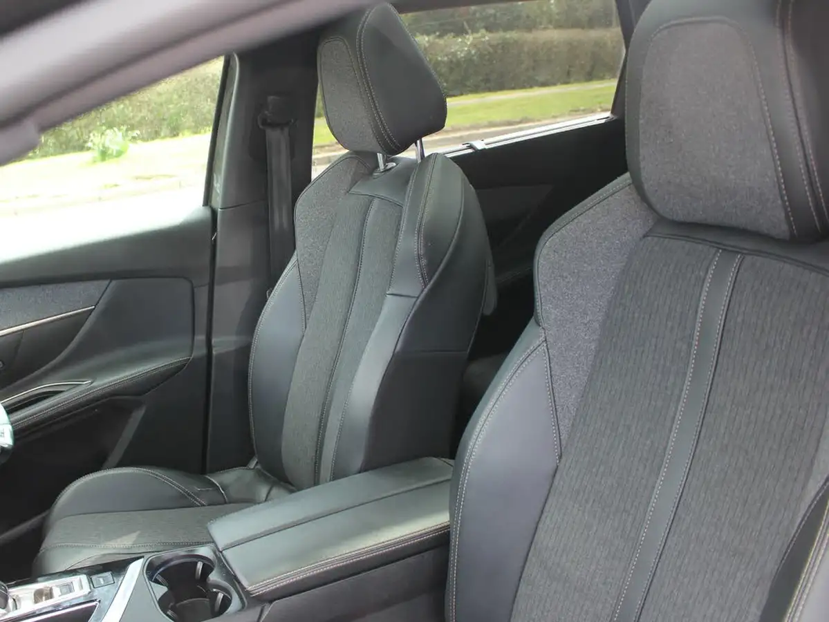2019-peugeot-5008-suv-12-puretech-gt-line-premium-eat8-big-9