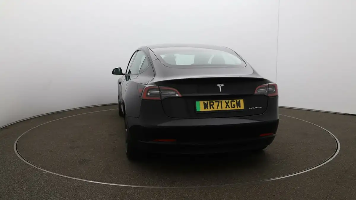 2021-tesla-model-3-e-long-range-awd-big-51
