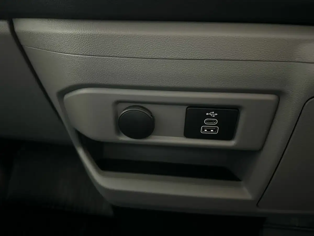 2024-ford-transit-custom-25t-320-l1h1-sport-phev-227pseu6e-panel-van-big-27