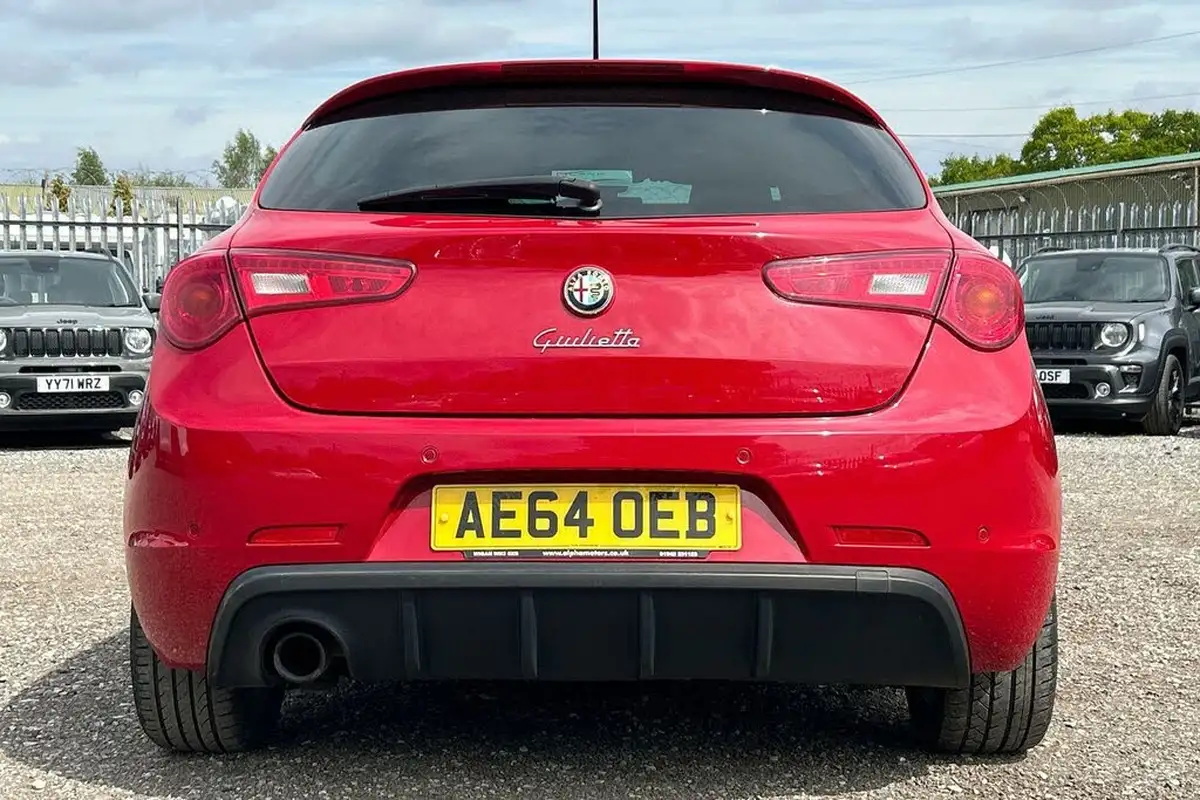 2015-alfa-romeo-giulietta-14-tb-sprint-big-3