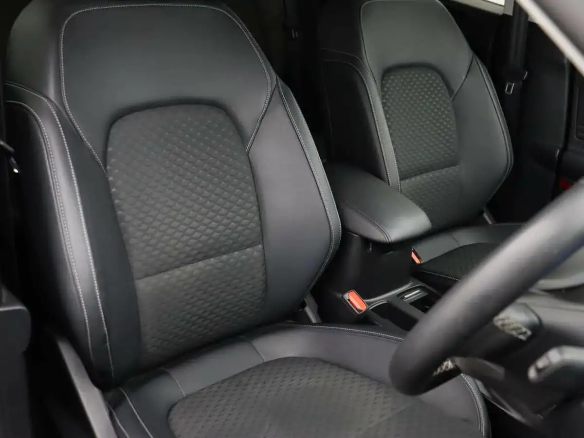 2021-ford-focus-10t-titanium-x-edition-155ps-hybrid-mhev-hatchback-big-6