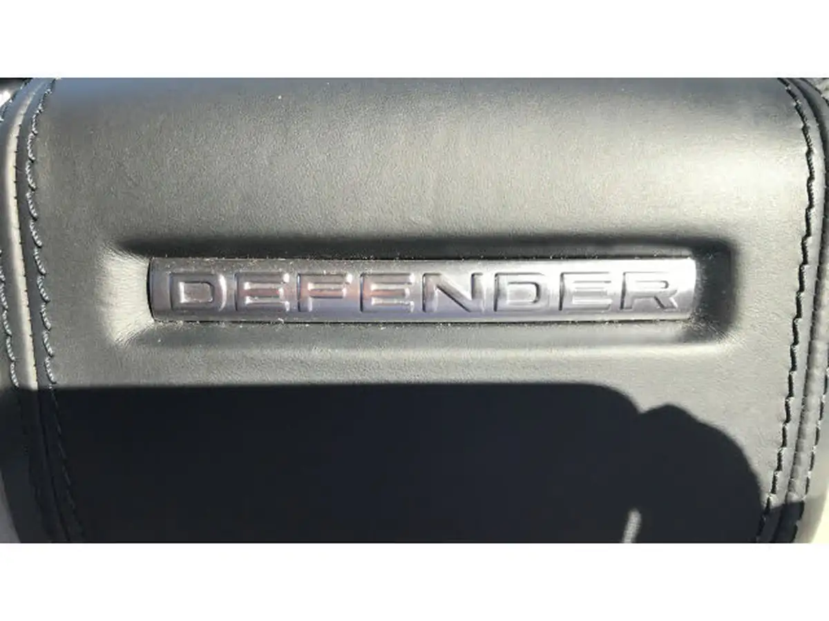 2023-land-rover-110-defender-30-d250-x-dynamic-hse-big-48