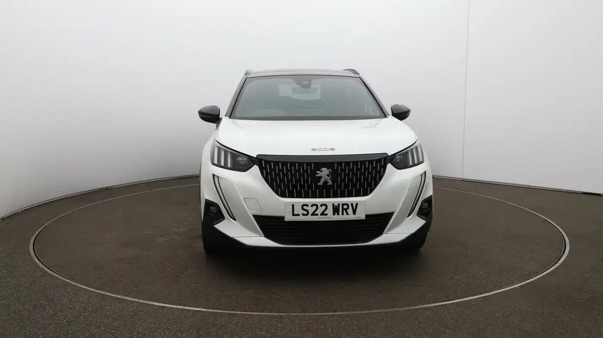 2022-peugeot-2008-suv-12-puretech-gt-big-32