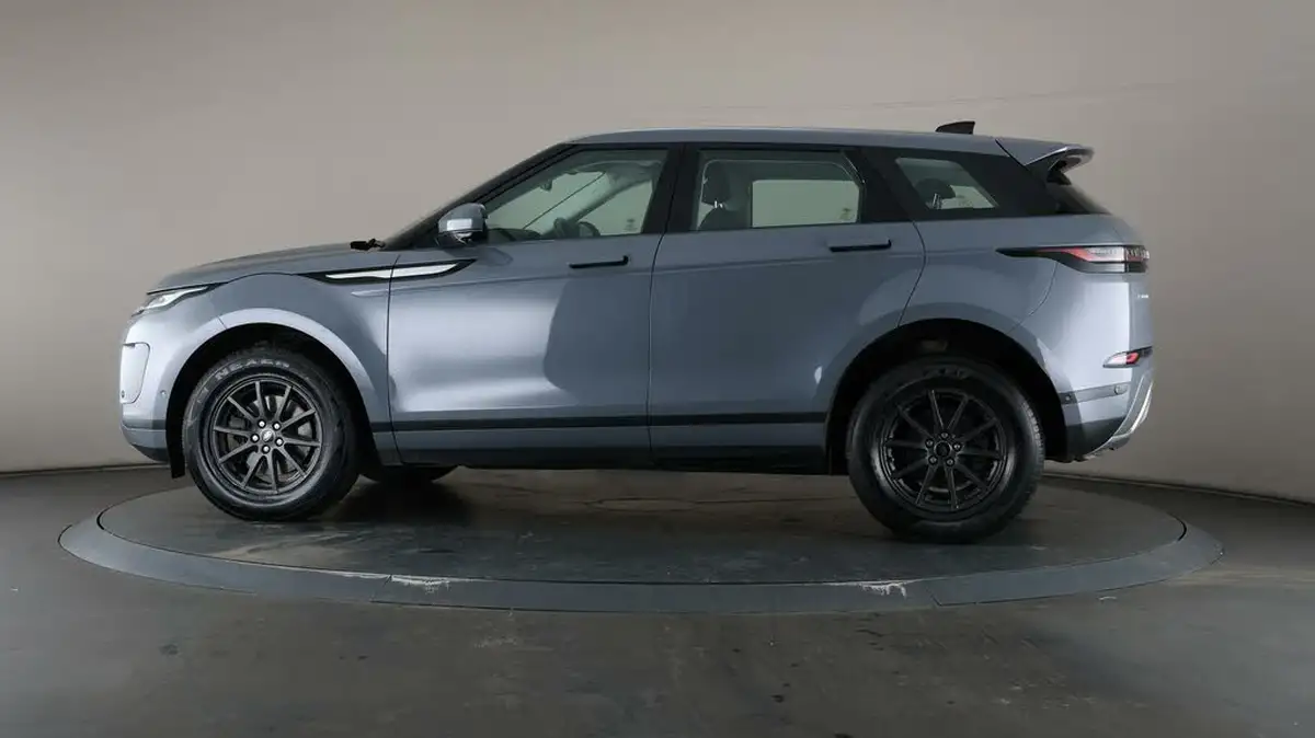 2021-land-rover-range-rover-evoque-20-d165-big-27