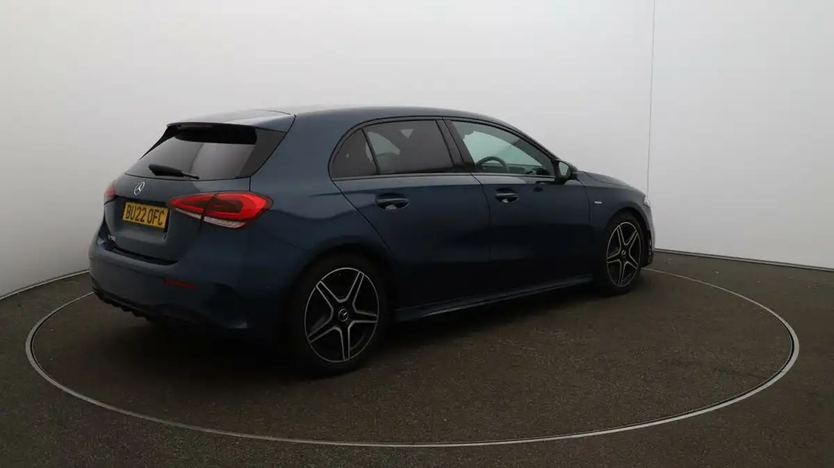 2022-mercedes-benz-a-class-13-a200-amg-line-executive-edition-hatchback-5d-7g-dct-big-46