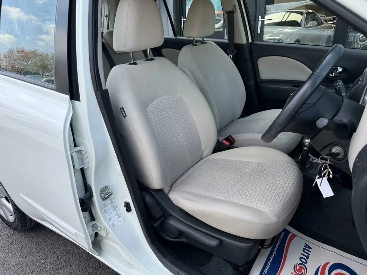 2012-nissan-micra-12-shiro-97bhp-cvt-big-17