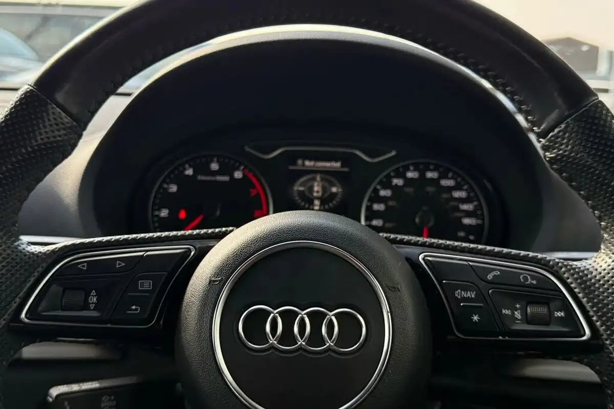 2017-audi-a3-15-tfsi-s-line-saloon-4d-tronic-big-43