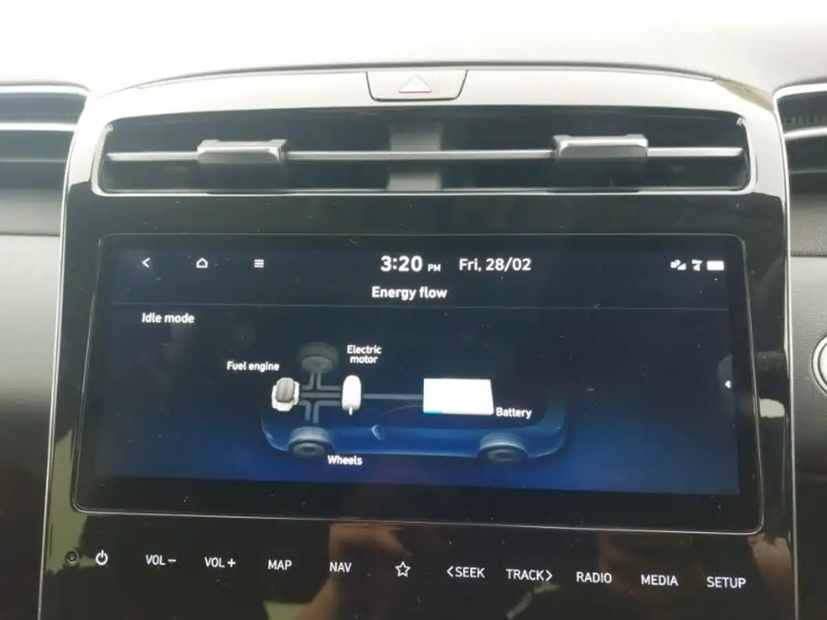 2023-hyundai-tucson-16-t-gdi-premium-265ps-4wd-phev-auto-big-18