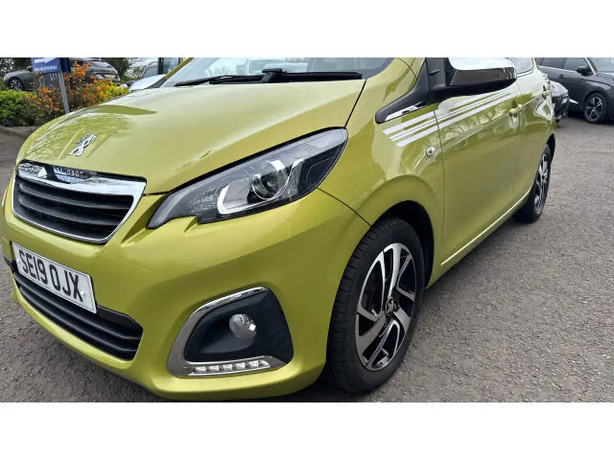 2019-peugeot-108-10-collection-ss-top-big-41