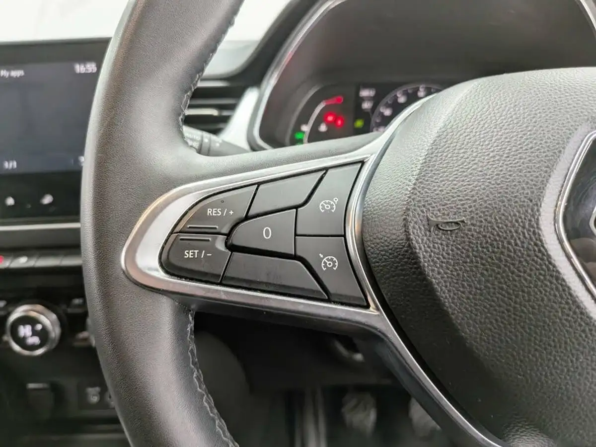 2022-renault-captur-10-tce-techno-big-19