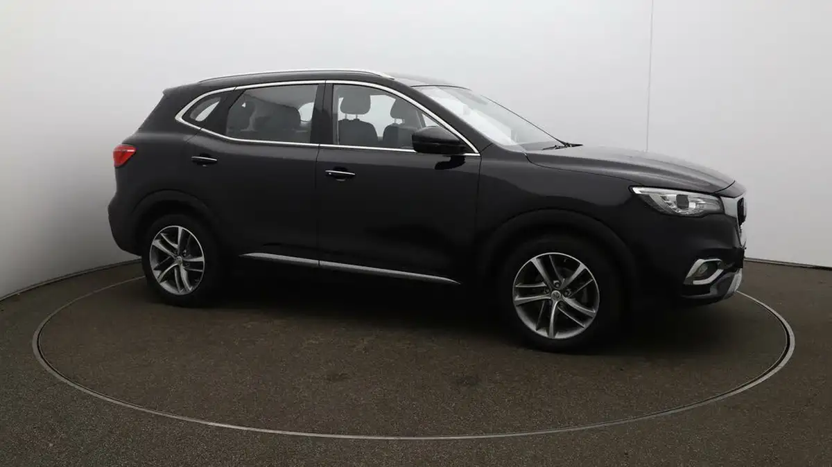 2022-mg-hs-15t-gdi-excite-162ps-big-37