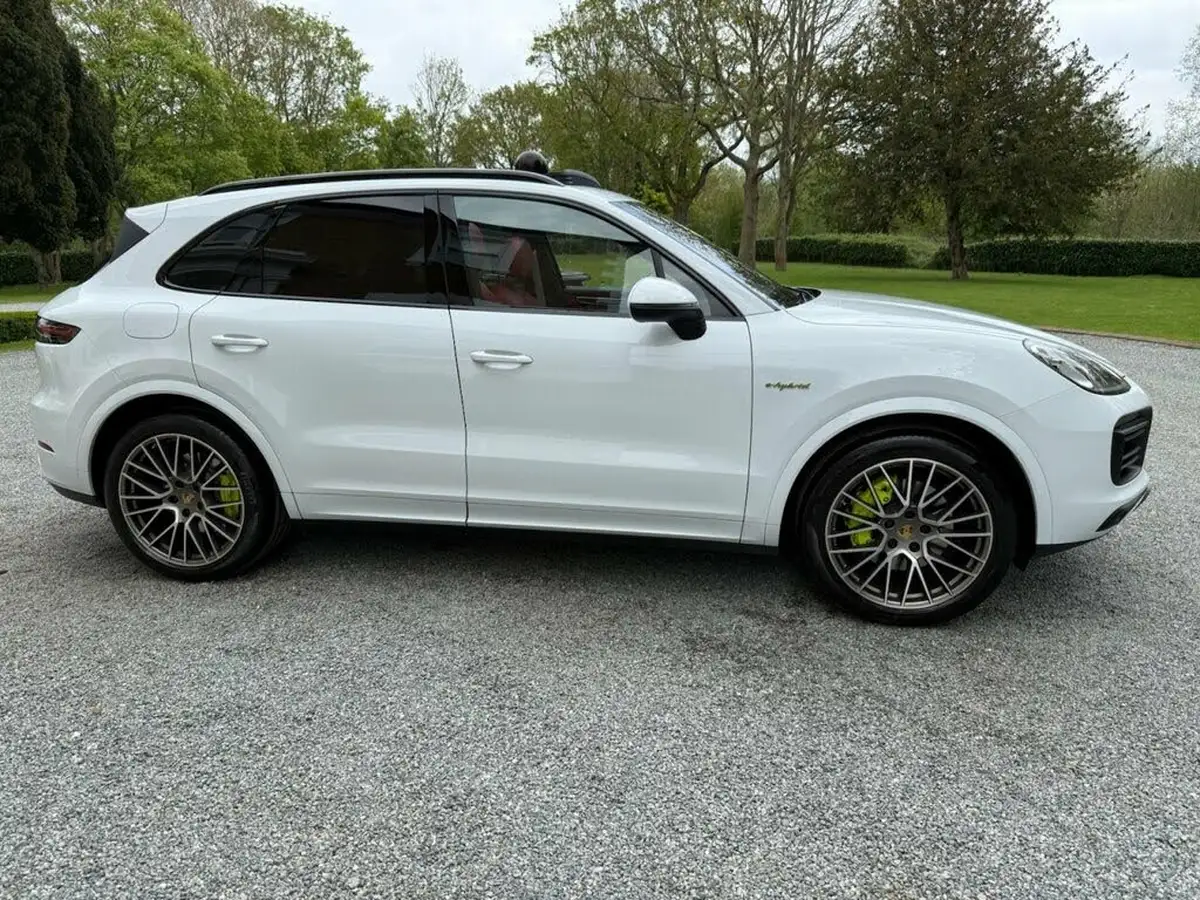 2023-porsche-cayenne-30-v6-e-hybrid-platinum-edition-462ps-station-wagon-big-23