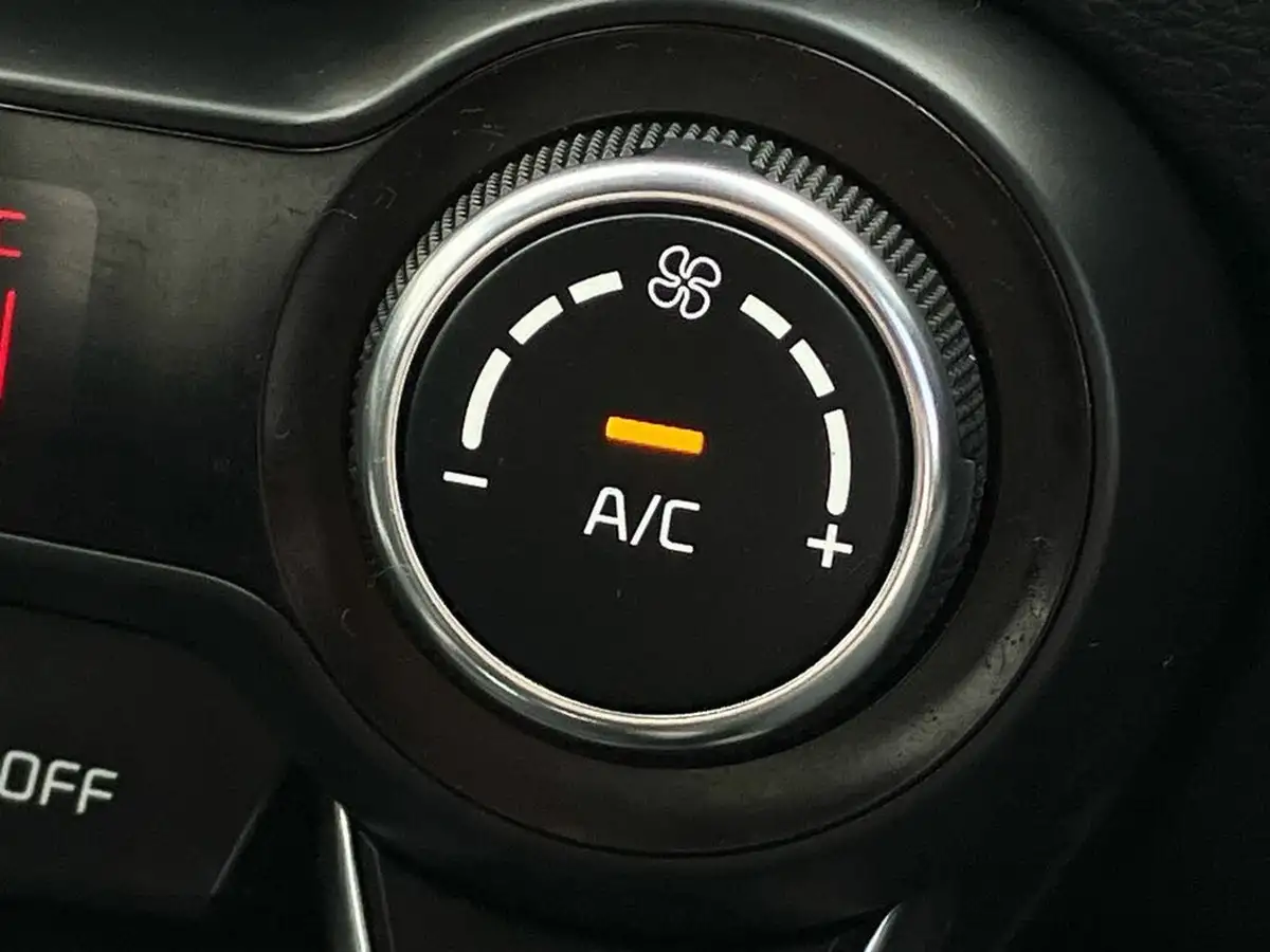 2019-kia-stonic-10-t-gdi-3-big-41