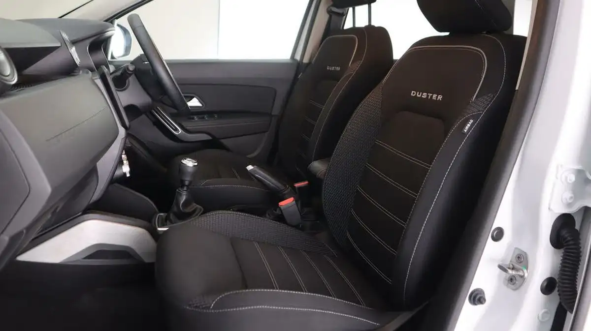 2022-dacia-duster-09-tce-prestige-big-14