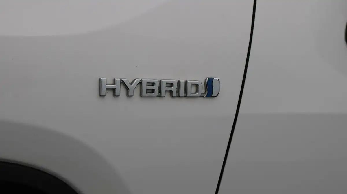 2020-toyota-rav4-25-vvt-i-design-219bhp-big-20