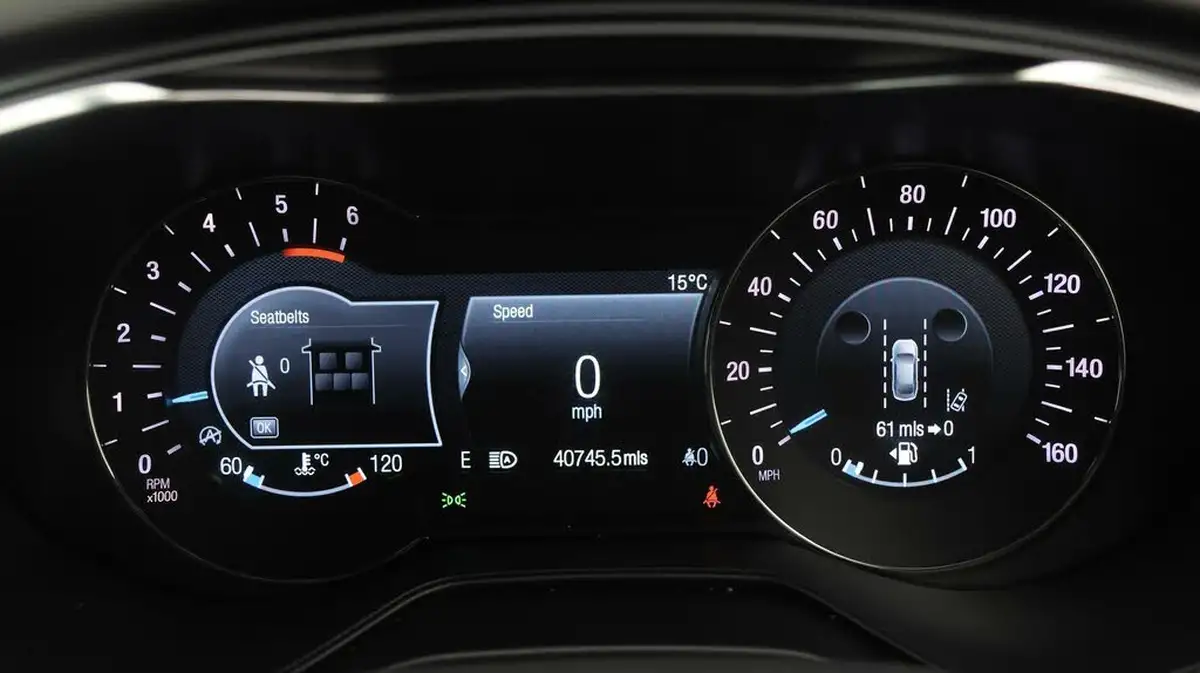2021-ford-mondeo-20tdci-titanium-edition-150ps-estate-big-9