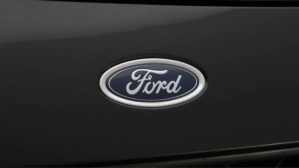 2023-ford-puma-suv-big-21