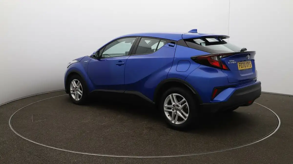 2020-toyota-c-hr-18-vvt-i-icon-big-5