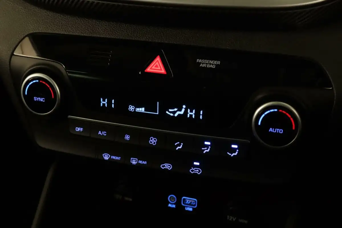 2020-hyundai-tucson-16crdi-se-nav-115ps-48-volt-hybrid-big-21