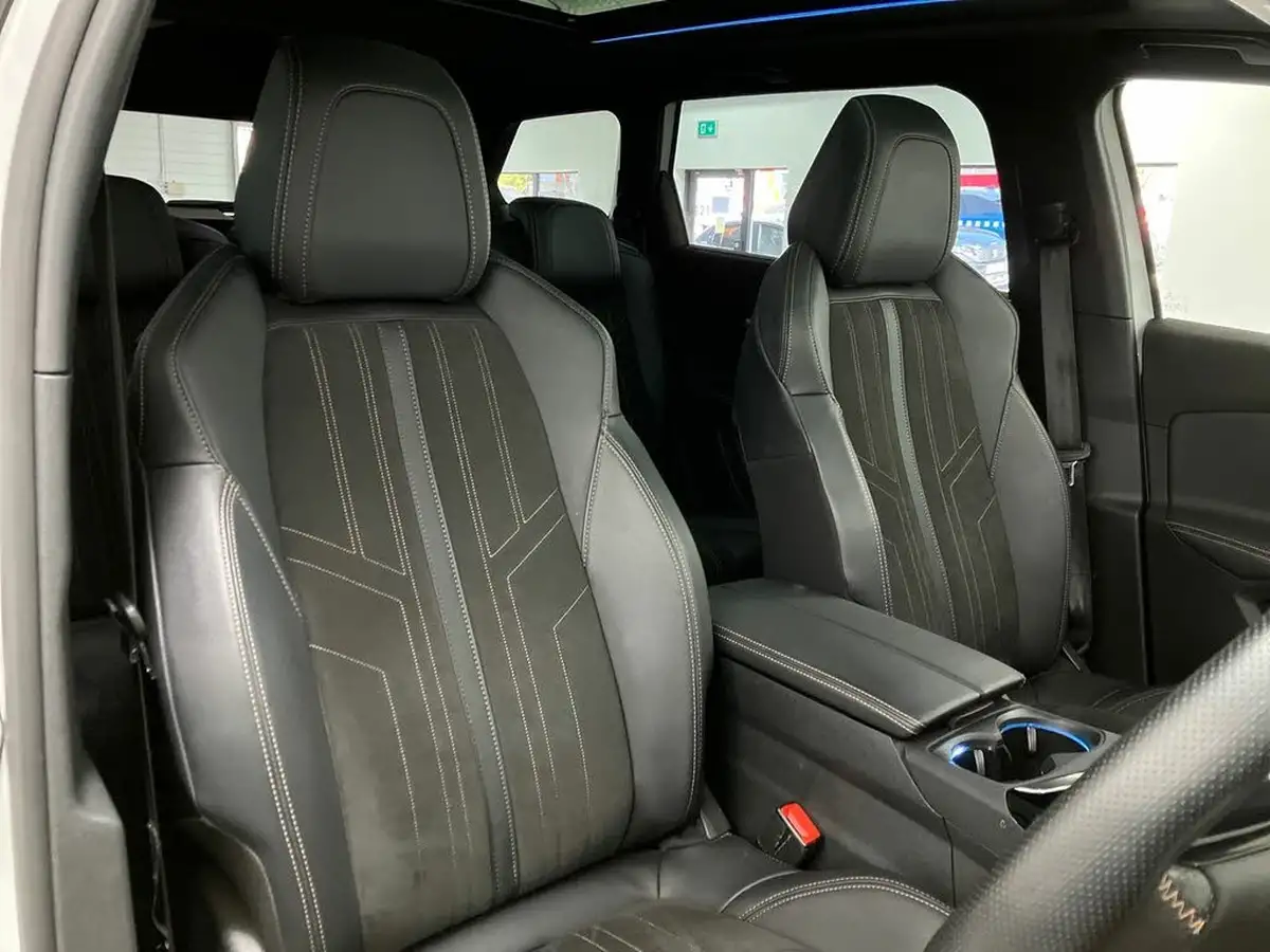 2022-peugeot-5008-suv-12-puretech-gt-premium-big-26