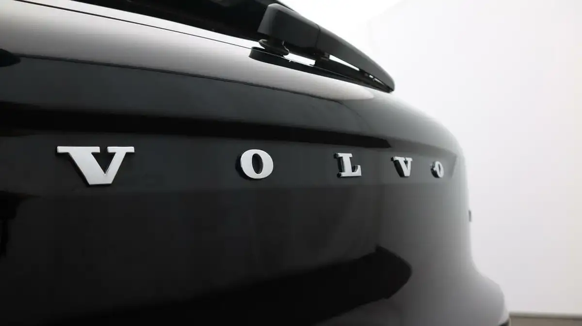 2021-volvo-xc40-15-t3-r-design-163bhp-geartronic-big-22