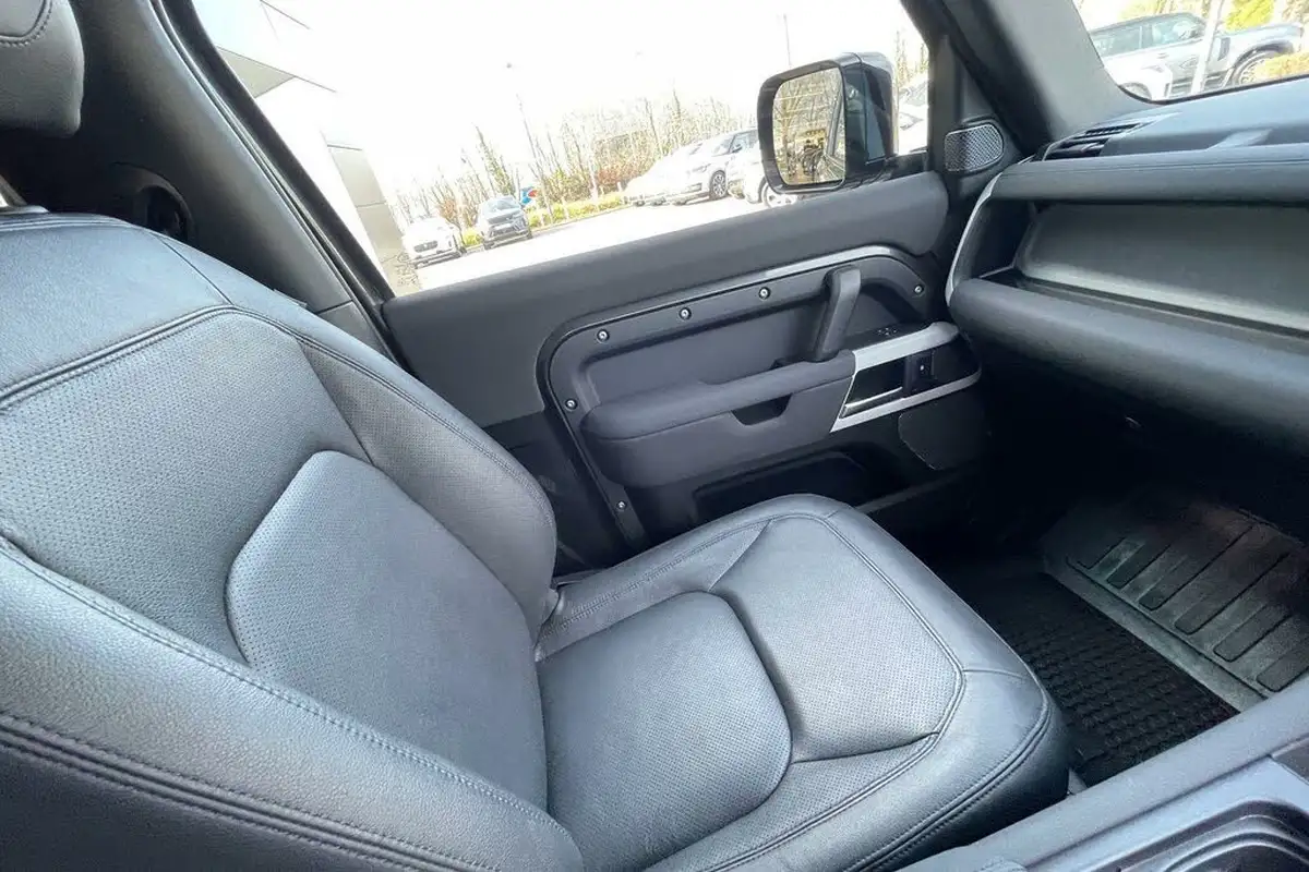 2023-land-rover-90-defender-30-d250-hard-top-se-90-2997cc-big-11