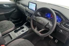 2023-ford-kuga-small-9