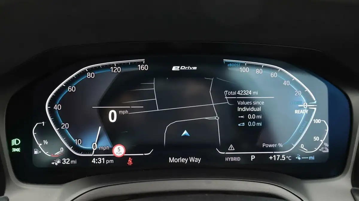 2020-bmw-3-series-20-330e-m-sport-tech-pack-saloon-4d-big-10