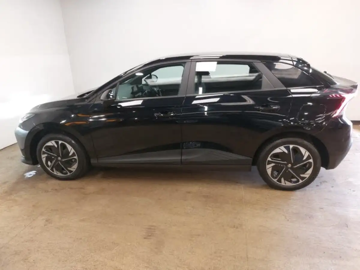 2023-mg-mg4-e-se-ev-203ps-long-big-3