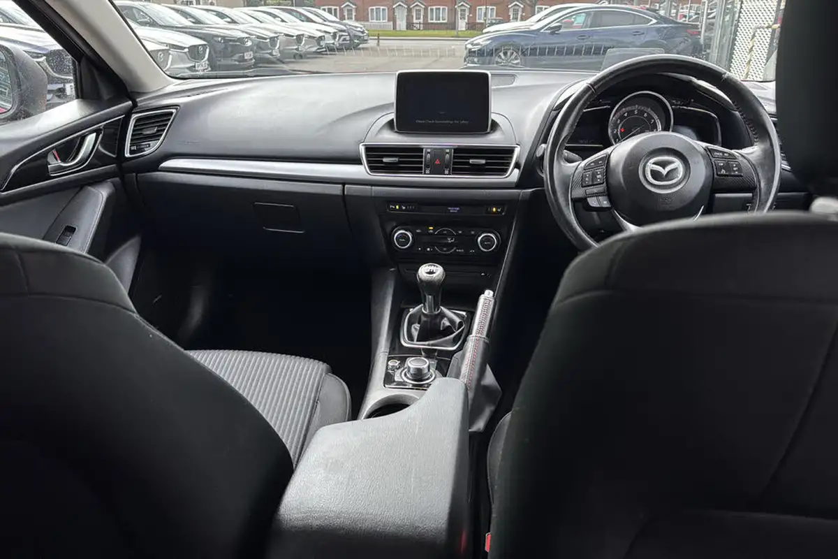 2016-mazda-mazda3-20-sport-nav-120ps-skyactiv-g-hatchback-5d-big-7