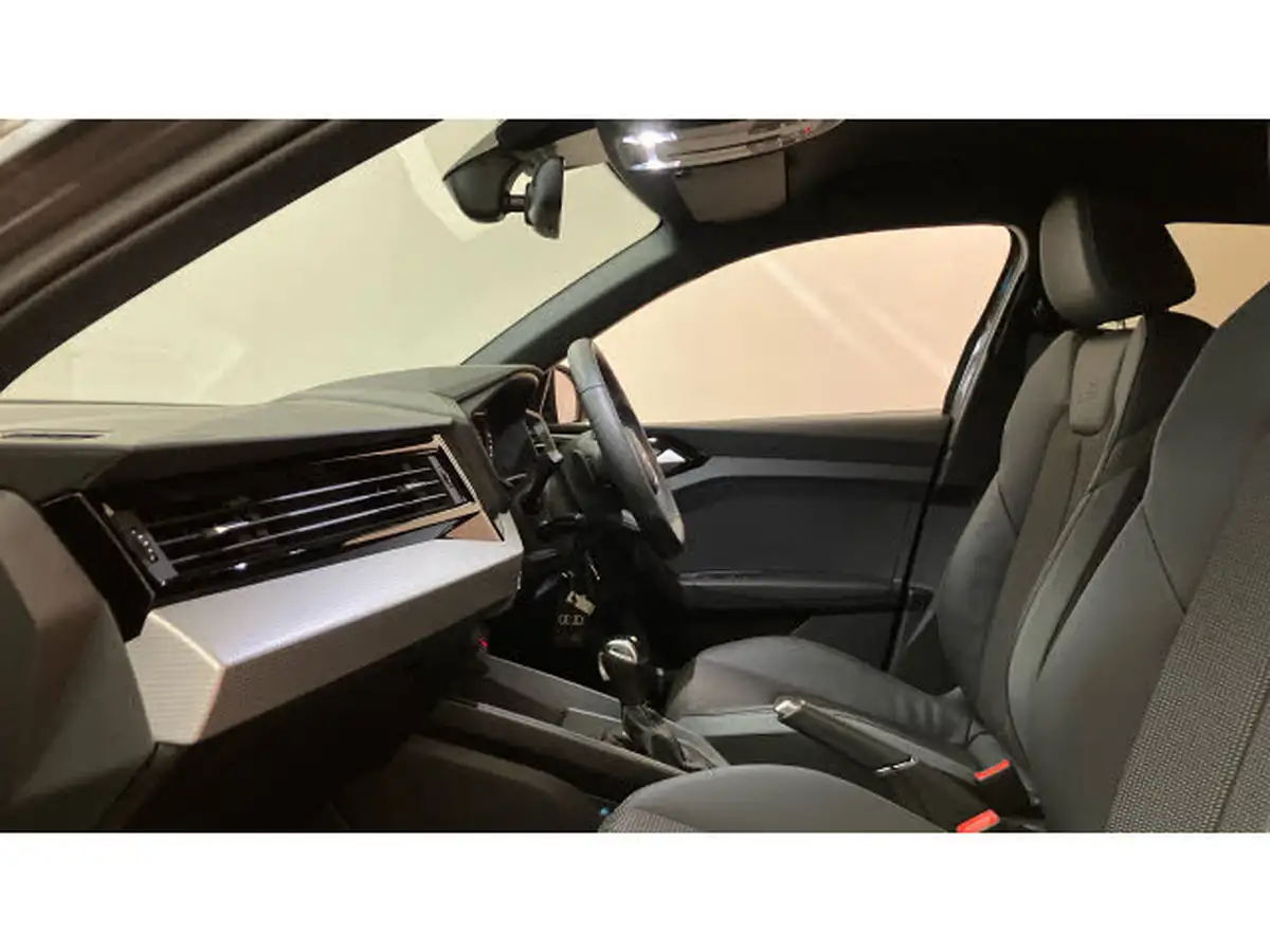 2024-audi-a1-15-35-tfsi-black-edition-big-23