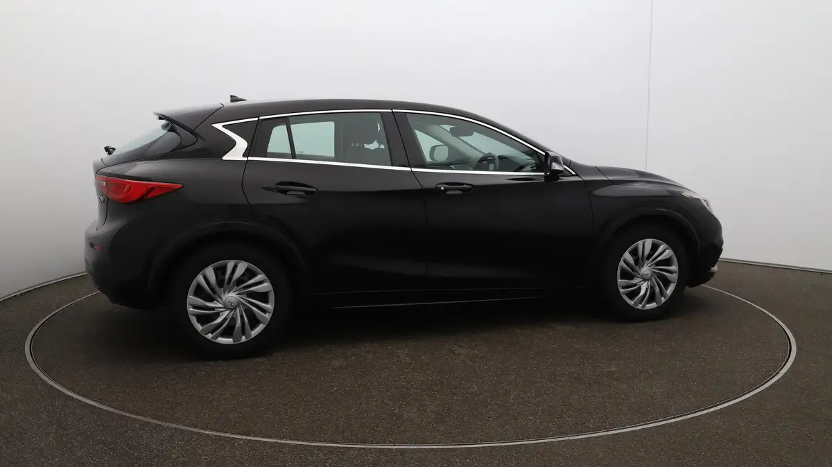 2017-infiniti-q30-15d-business-executive-dct-big-42