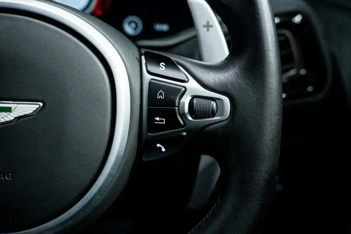 2020-aston-martin-vantage-40-v8-vantage-coupe-auto-big-31