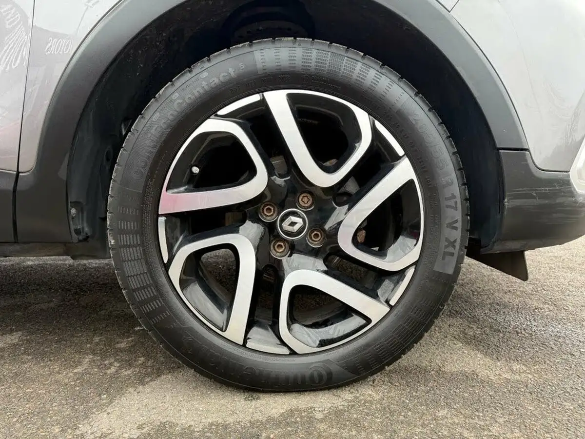 2018-renault-captur-09-tce-iconic-big-9